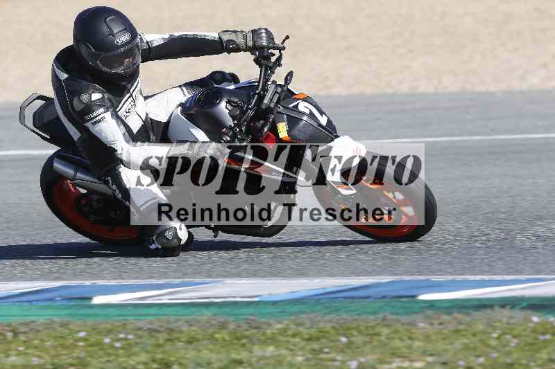 /Archiv-2024/02 29.01.-02.02.2024 Moto Center Thun Jerez/Gruppe gruen-green/2